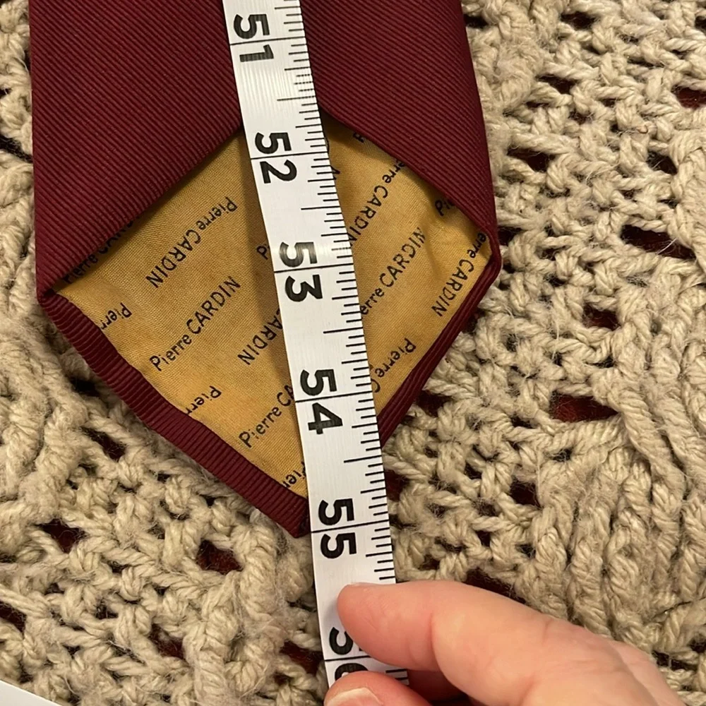 Vtg Pierre Cardin Hudson Tie‎ Paris New York 100% Imported Polyester Burgundy